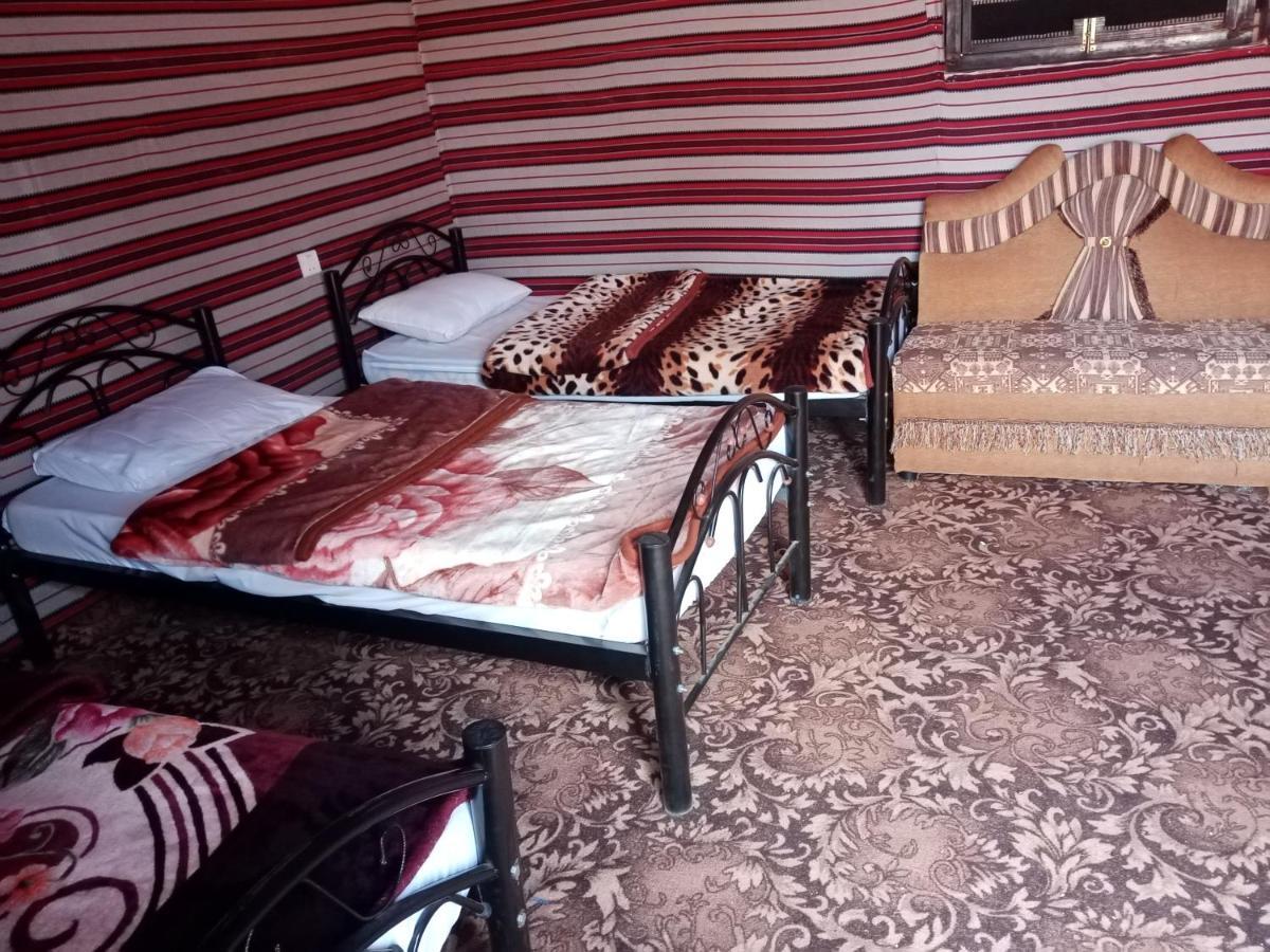 Zarb Desert Camp 瓦迪拉姆 外观 照片