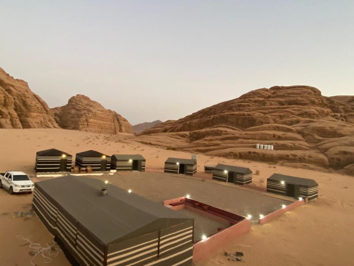 Zarb Desert Camp 瓦迪拉姆 外观 照片