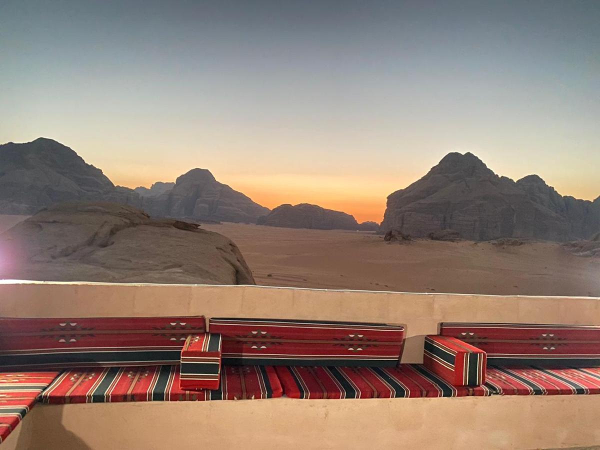 Zarb Desert Camp 瓦迪拉姆 外观 照片
