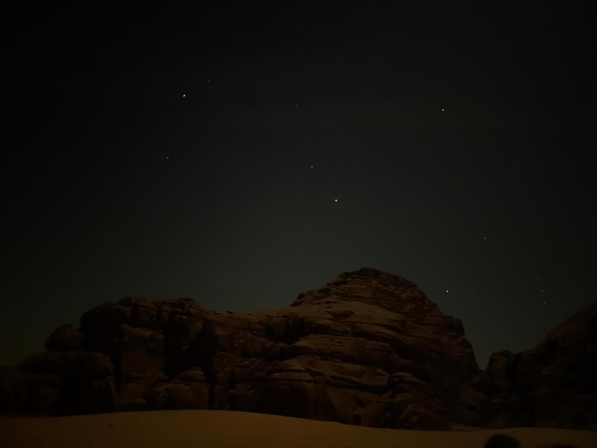 Zarb Desert Camp 瓦迪拉姆 外观 照片